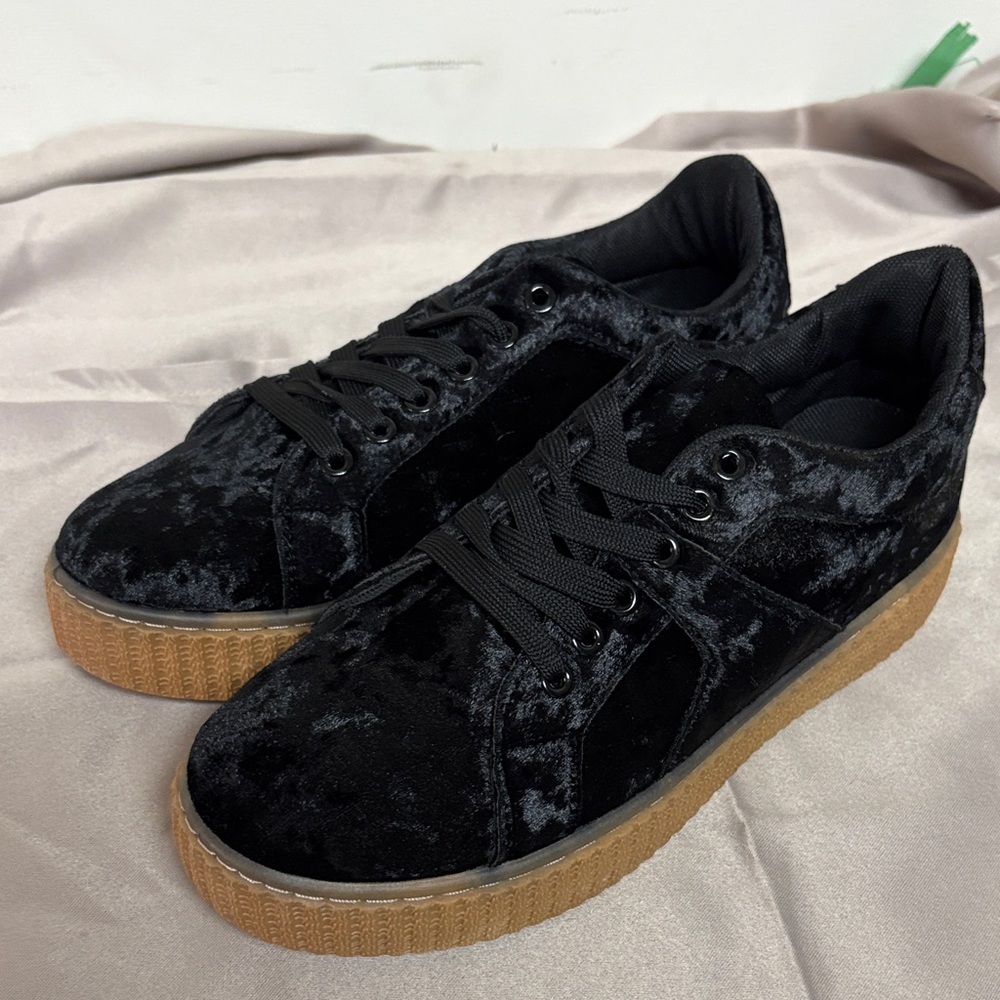 Black and Brown Fuzzy Suede Women's Sneakers